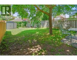 58 PANDORA Avenue N - 25