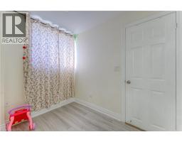 70 GILLESPIE Drive - 33