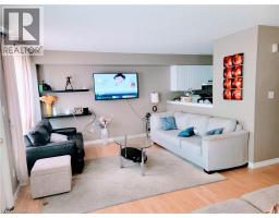 600 SARNIA Road UnitNo. 18 - 7