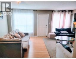 600 SARNIA Road UnitNo. 18 - 8