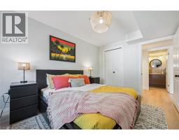 264 GREY FOX Drive - 32