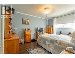 120 NICHOL ST W - 16