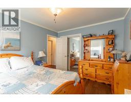 120 NICHOL ST W - 17