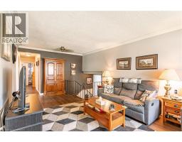120 NICHOL ST W - 9
