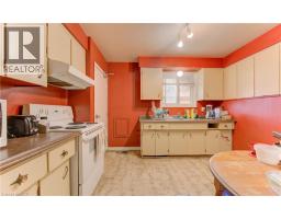 4 CARDILL Crescent - 11