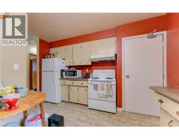 4 CARDILL Crescent - 14