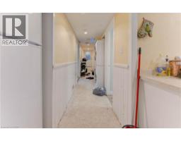 4 CARDILL Crescent - 23