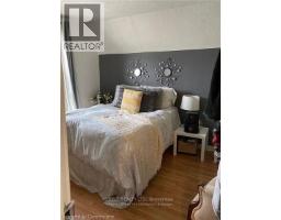 332 COLBORNE Street - 5