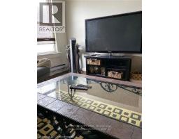 332 COLBORNE Street - 6