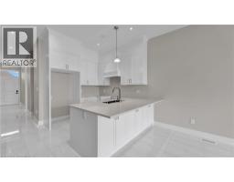 800 GARDEN COURT Crescent - 10