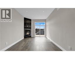 800 GARDEN COURT Crescent - 12