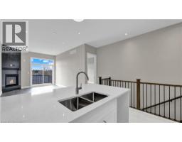 800 GARDEN COURT Crescent - 9