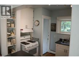 1177 YORK Street - 18