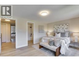 246 MARTINET Avenue - 26
