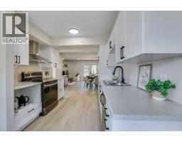 246 MARTINET Avenue - 8