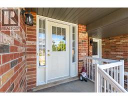 61 MADELEINE Street - 4