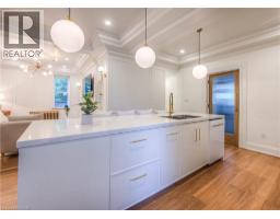 102 WILLIAM Street W - 17