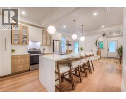 102 WILLIAM Street W - 18