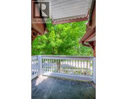 102 WILLIAM Street W - 26