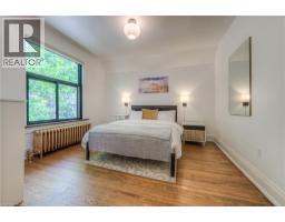102 WILLIAM Street W - 27