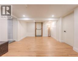 102 WILLIAM Street W - 40