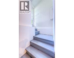 102 WILLIAM Street W - 42