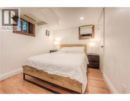 102 WILLIAM Street W - 44