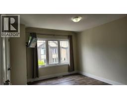 12 POPLAR Drive UnitNo. 35 - 12