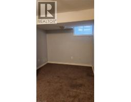 12 POPLAR Drive UnitNo. 35 - 18