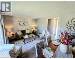 995 ELGIN Street N - 10