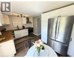 995 ELGIN Street N - 7
