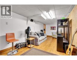 142 LANCASTER Street W - 28