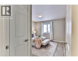 14 MALCOLM Crescent - 19