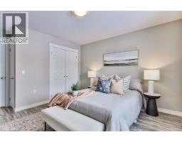 14 MALCOLM Crescent - 20