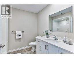 14 MALCOLM Crescent - 21