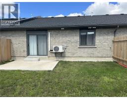 14 MALCOLM Crescent - 29