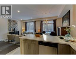 2258 SOUTHPORT Crescent - 12