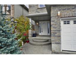 8 LOCKWOOD Street - 3