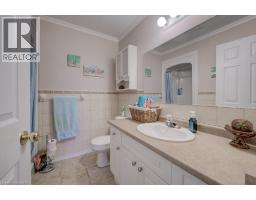 12 BRADBURY Crescent - 27