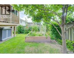 12 BRADBURY Crescent - 37