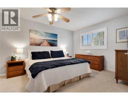20 ANGLEROCK Drive - 24