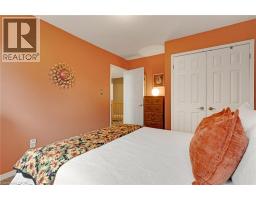20 ANGLEROCK Drive - 29