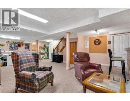 20 ANGLEROCK Drive - 33