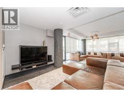 85 DUKE Street W UnitNo. 1702 - 35