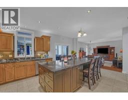 8 MEADOWLEA Court - 22