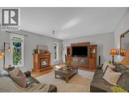 8 MEADOWLEA Court - 28