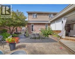 8 MEADOWLEA Court - 41