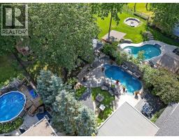 8 MEADOWLEA Court - 5