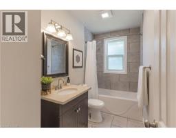 82 SOUTHMOOR Drive - 16