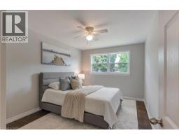 82 SOUTHMOOR Drive - 19
